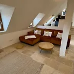 Design Penthouse Im Schlossareal 代德斯海姆