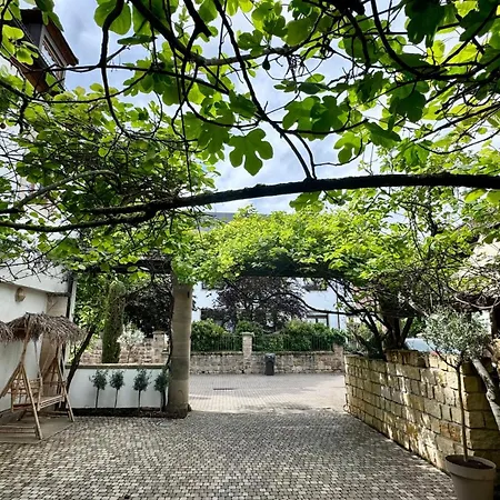 Design Penthouse Im Alten Schloss * Deidesheim