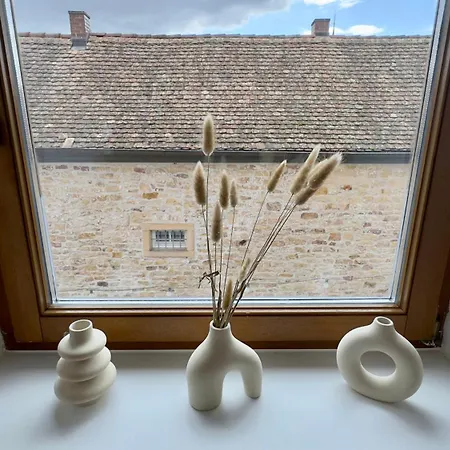 Design Penthouse Im Alten Schloss * Deidesheim