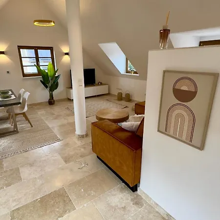 Apartment Design Penthouse Im Alten Schloss Deidesheim
