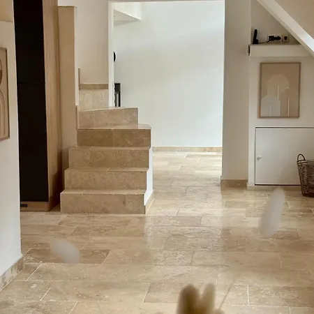 Design Penthouse Im Alten Schloss Lägenhet